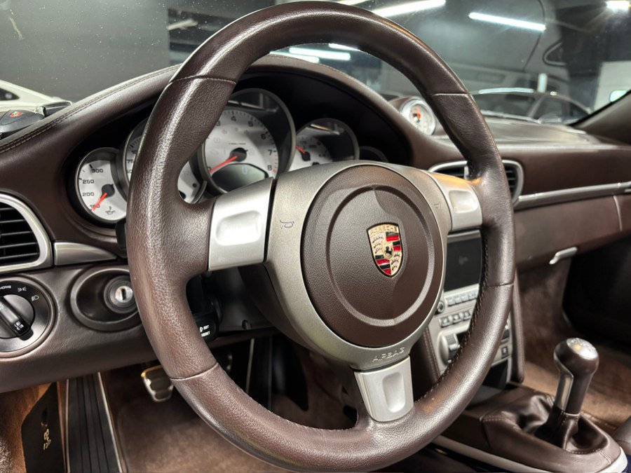 Used 2007 Porsche 911 Carrera S RWD image 16