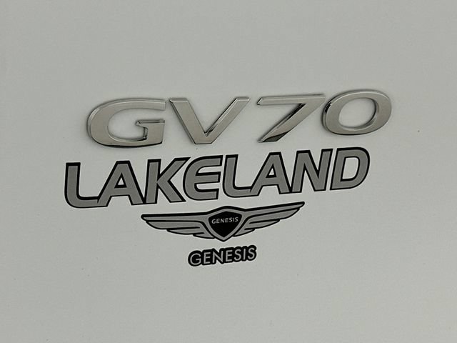 Certified 2026 Genesis GV70 2.5T Select AWD/4WD image 22