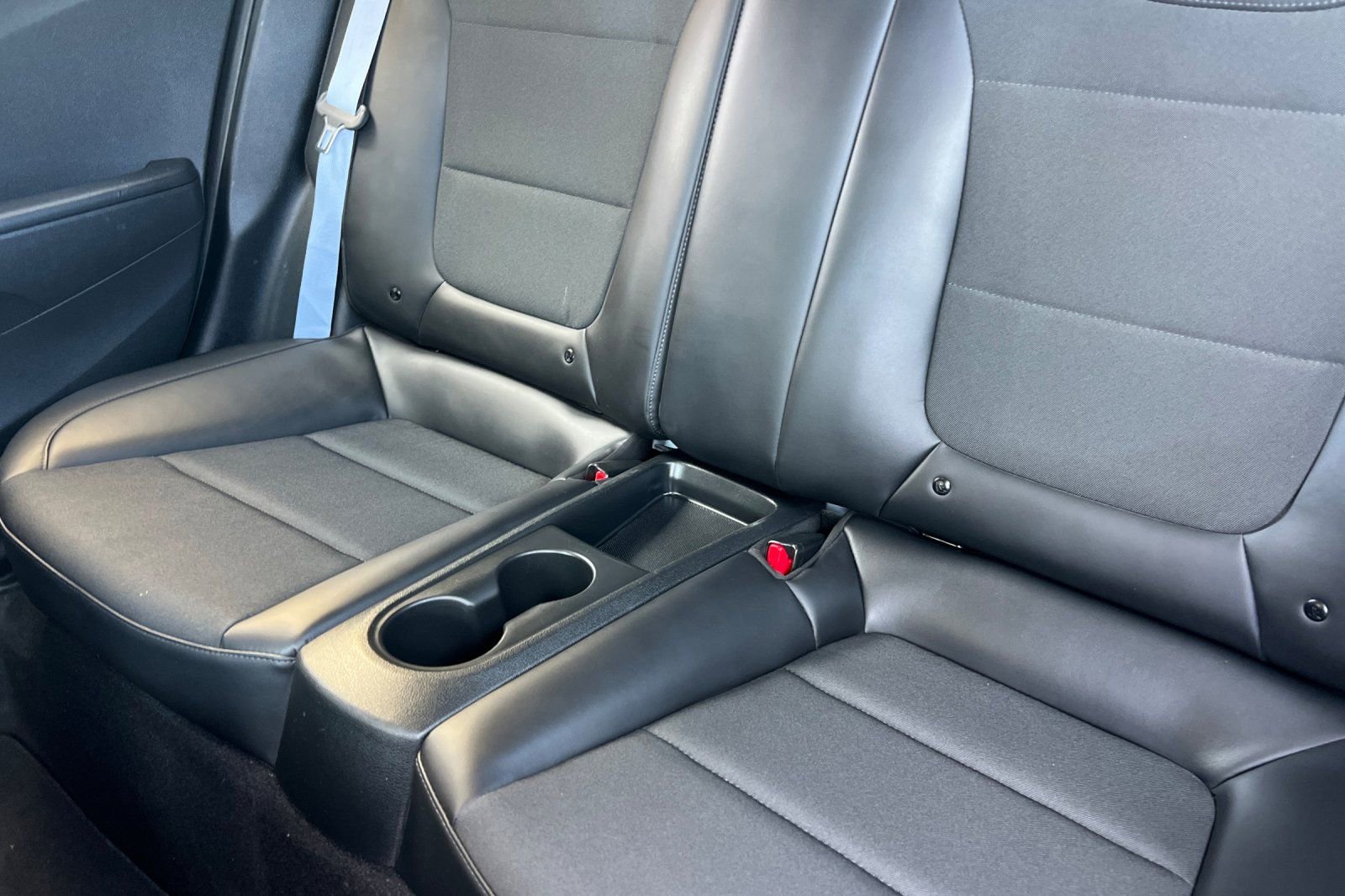 Used 2022 Hyundai Veloster N image 12