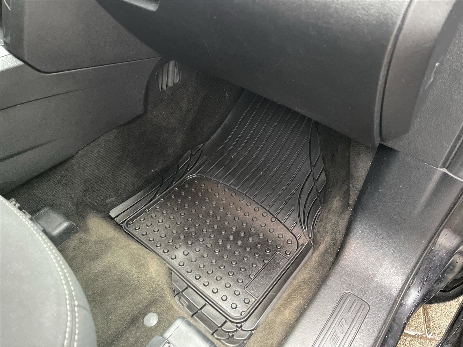 Used 2017 Ford Explorer XLT image 32