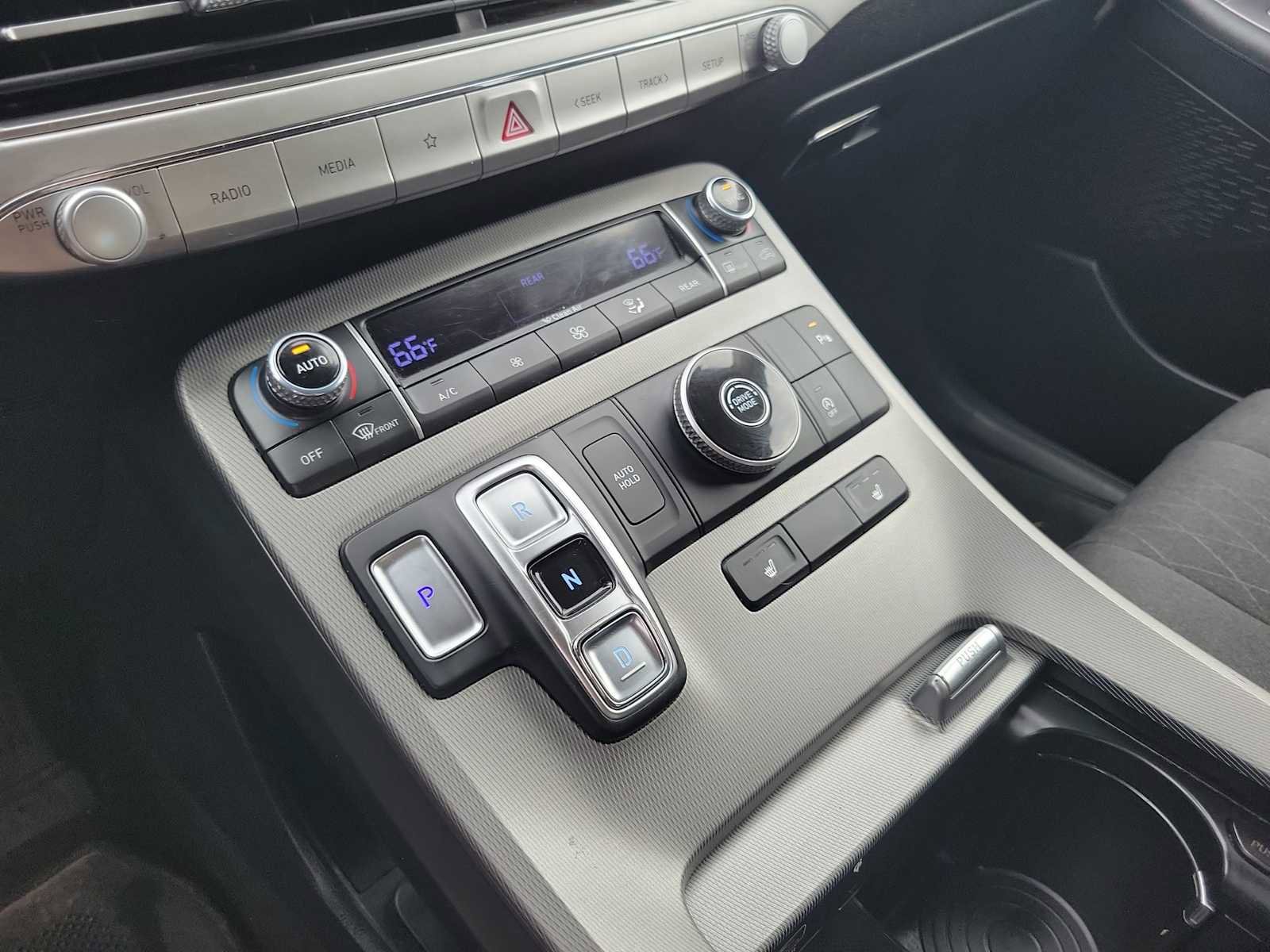 Used 2021 Hyundai Palisade SEL w/ Convenience Package image 17