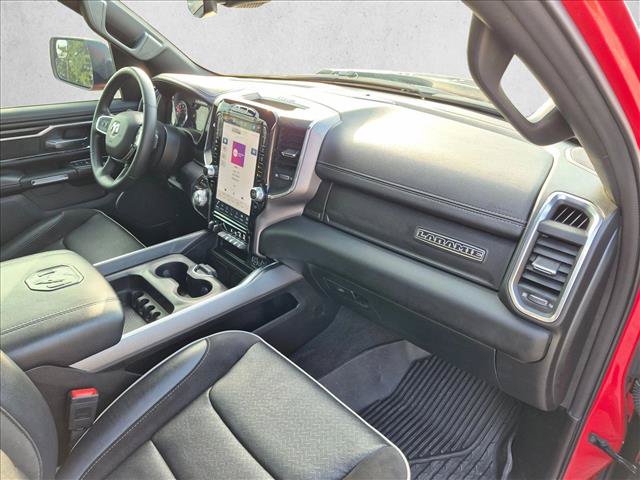 Used 2024 RAM 1500 Laramie AWD/4WD image 21