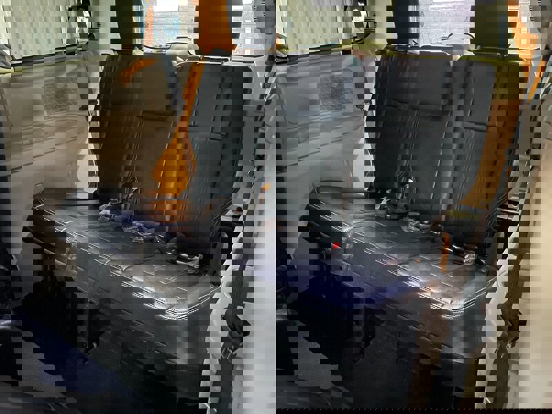 Used 2014 Chrysler Town & Country Touring-L w/ Driver Convenience Group image 19