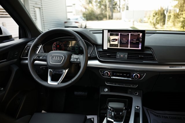 New 2025 Audi Q5 2.0T Premium image 27
