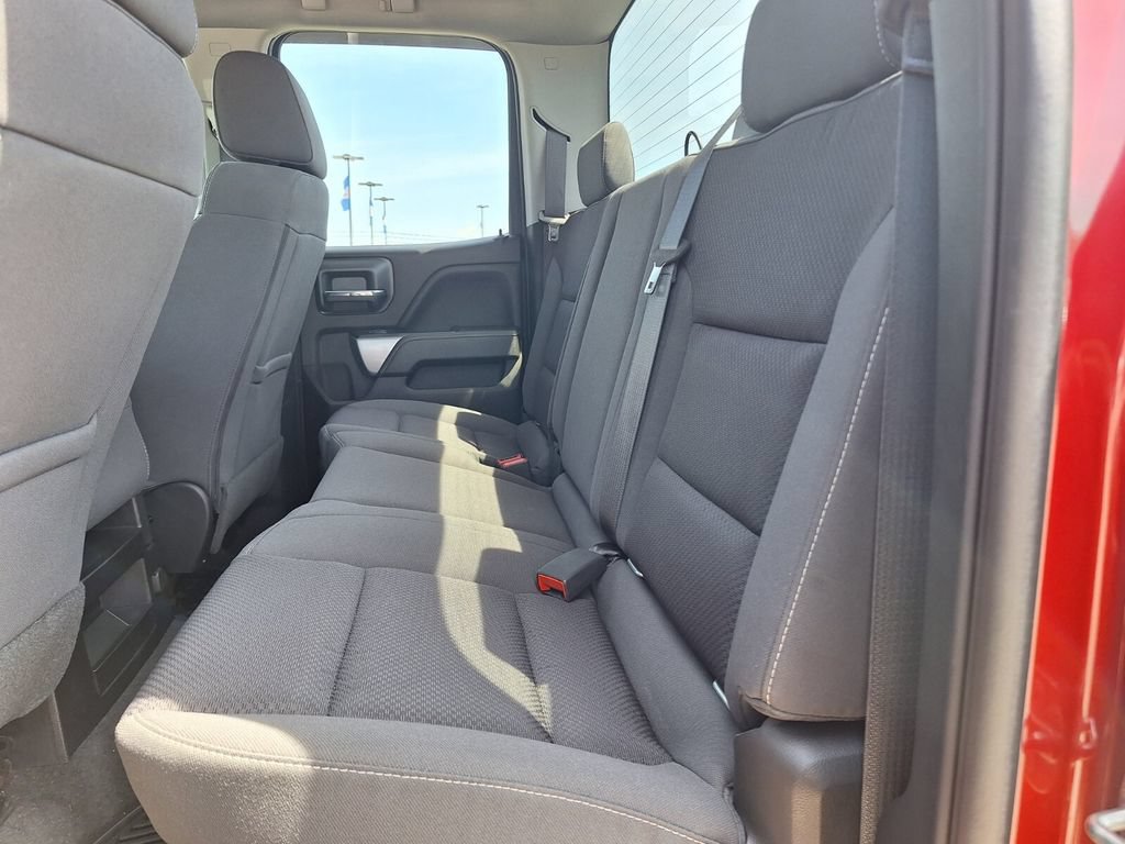 Used 2018 Chevrolet Silverado 1500 LT w/ All Star Edition AWD/4WD image 6