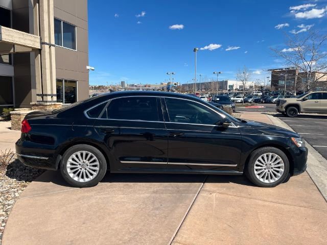 Used 2016 Volkswagen Passat 1.8T SE FWD image 9
