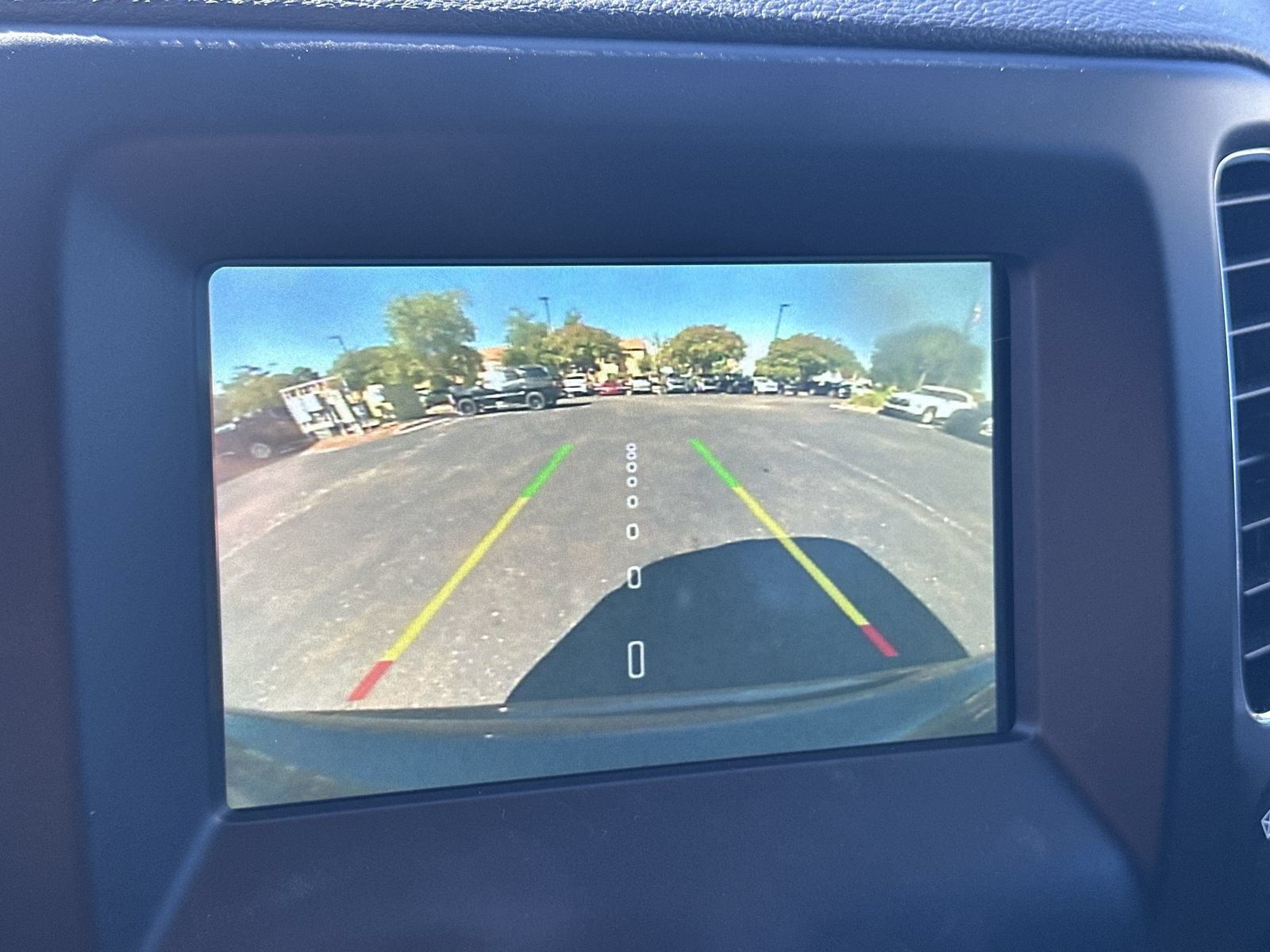Used 2019 Jeep Compass Latitude w/ Cold Weather Group AWD/4WD image 27