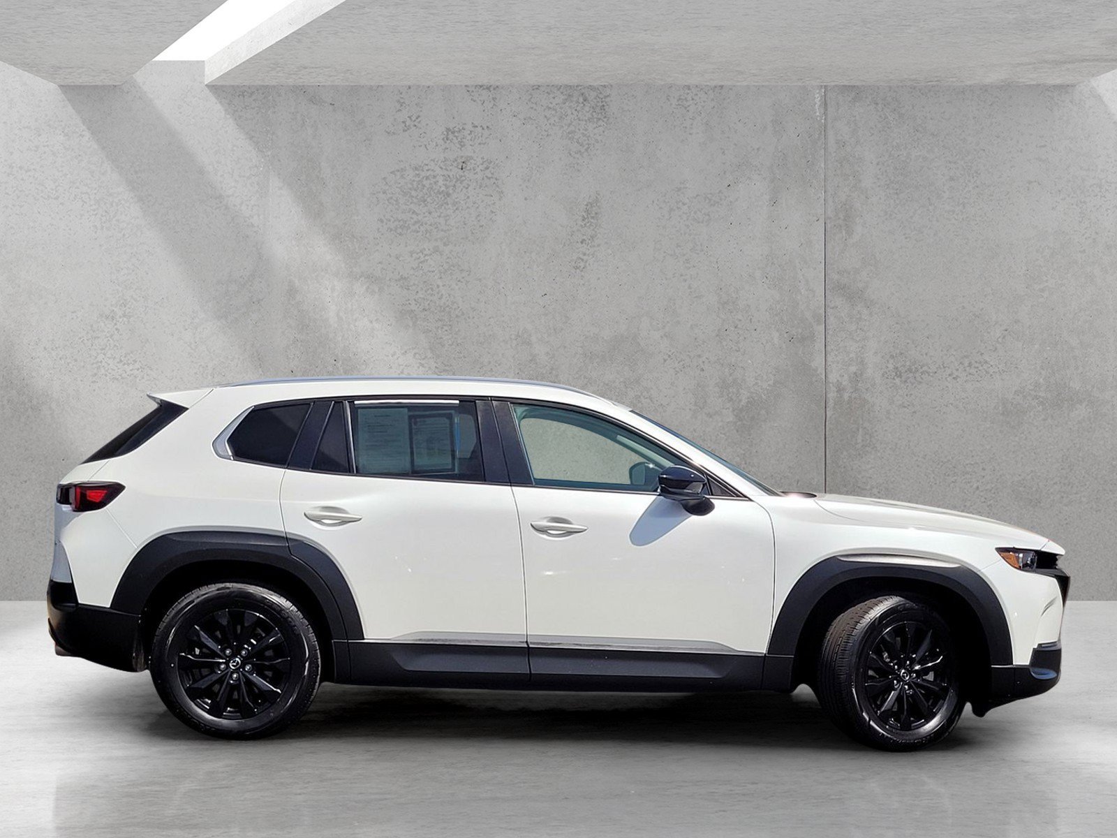 Used 2025 MAZDA CX-50 AWD 2.5 S w/ Preferred Package image 4