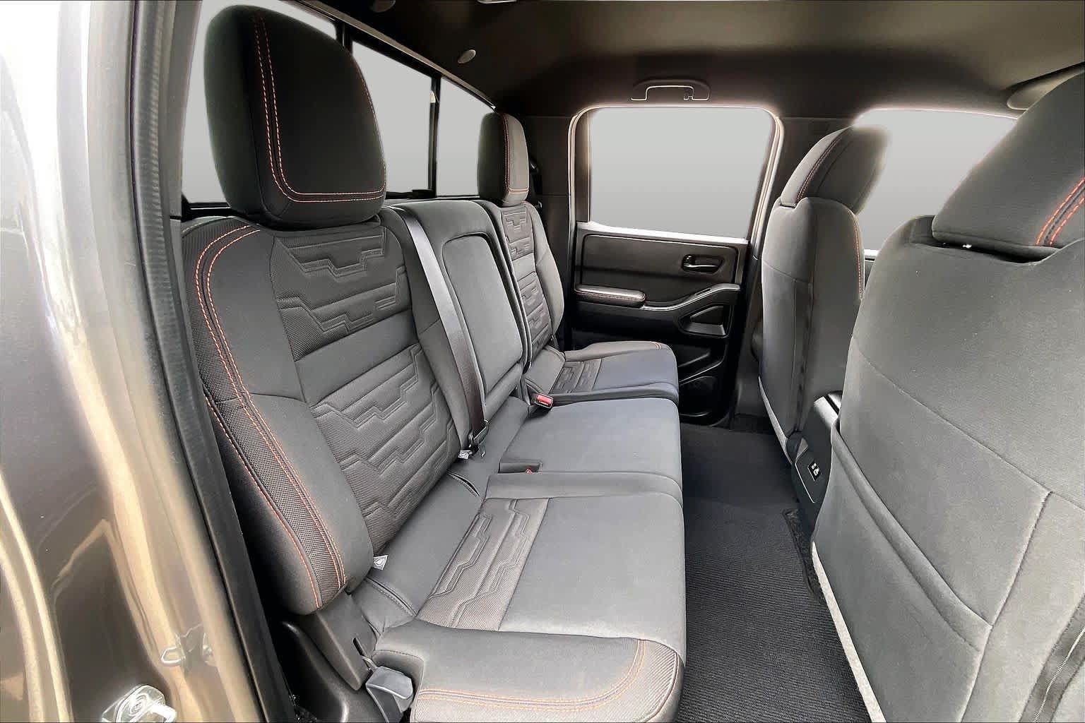 Used 2026 Nissan Frontier PRO-4X AWD/4WD image 18