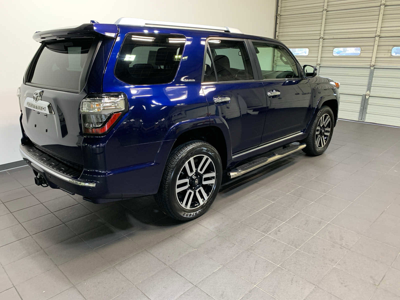 Used 2023 Toyota 4Runner Limited image 3
