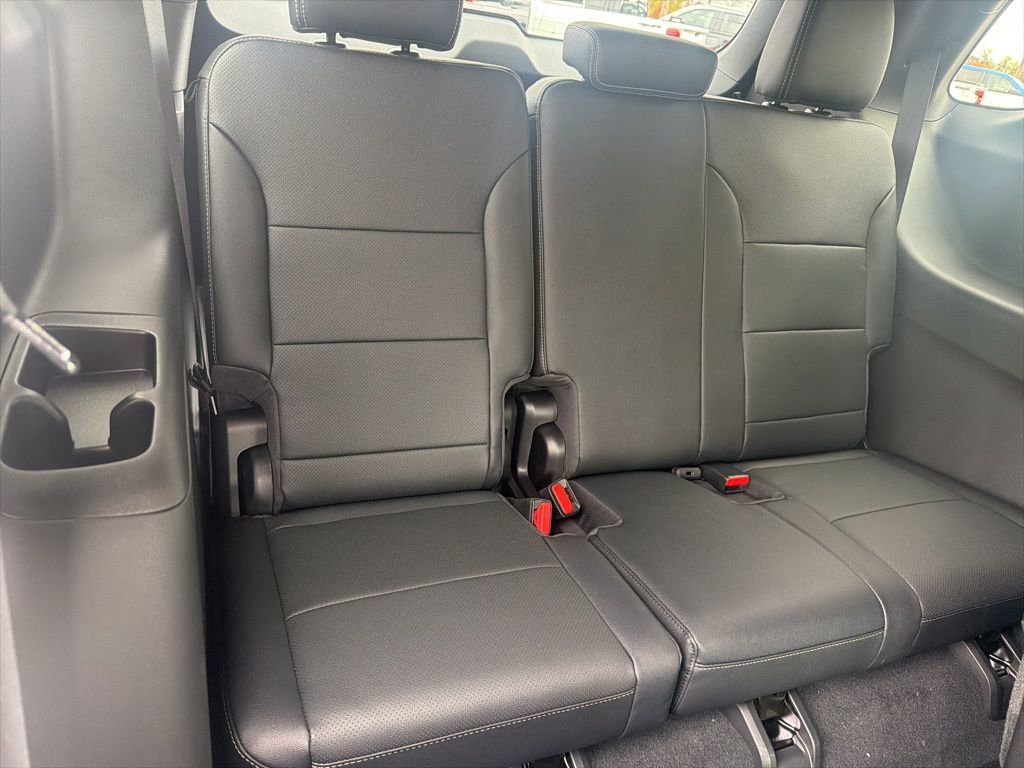 New 2026 Chevrolet Traverse LT w/ Midnight/Sport Edition image 44