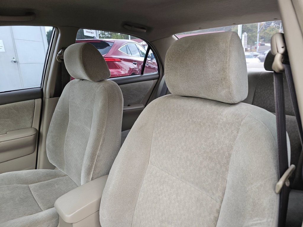 Used 2004 Toyota Corolla CE w/ Preferred Accessory Pkg FWD image 20