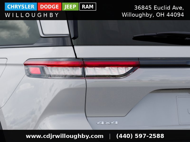 New 2026 Jeep Grand Cherokee Limited w/ Limited Altitude Package AWD/4WD image 11