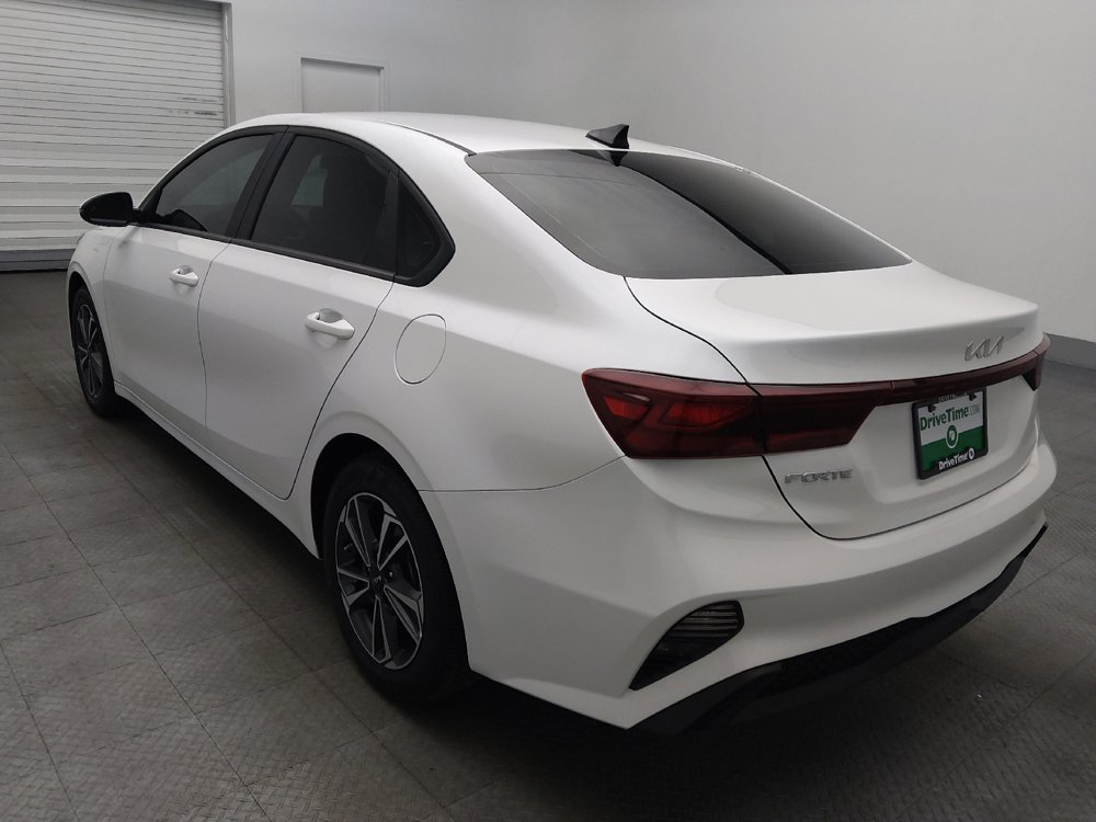 Used 2024 Kia Forte LXS w/ LXS Technology Package image 5