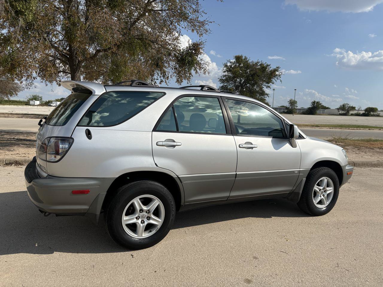 Used 2001 Lexus RX 300 w/ Premium Pkg Plus FWD image 58