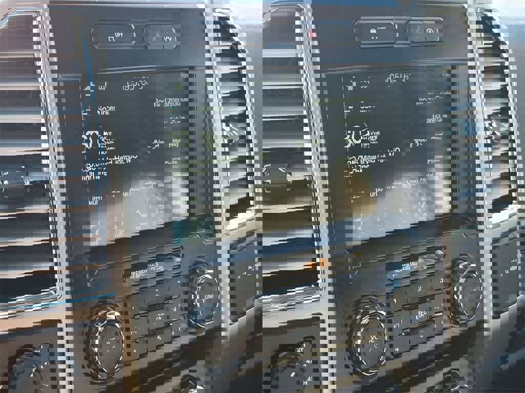 Used 2016 Ford F150 Lariat image 20