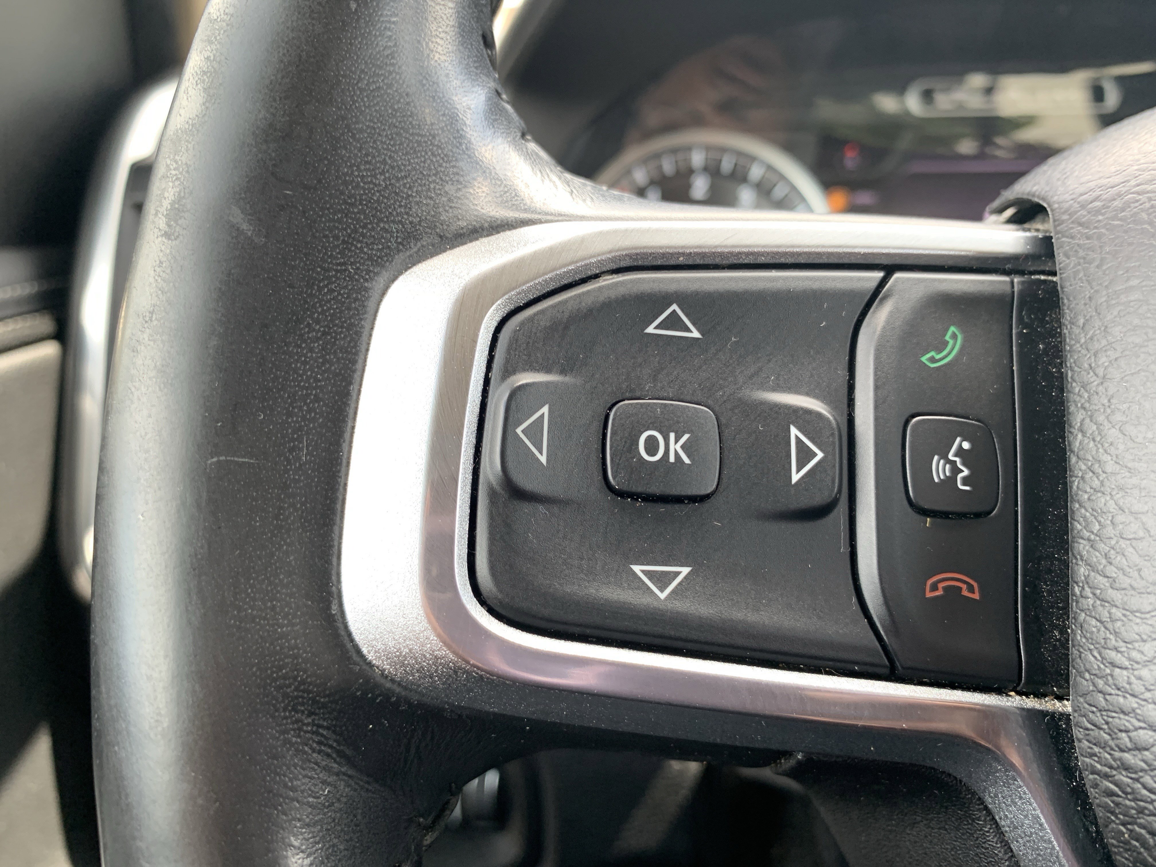 Used 2020 RAM 1500 Laramie AWD/4WD image 20
