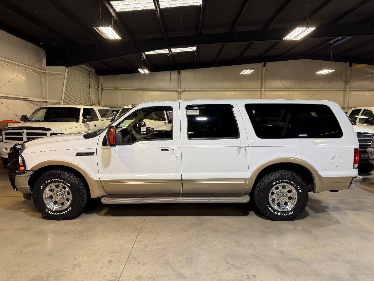 Used 2001 Ford Excursion Limited image 15
