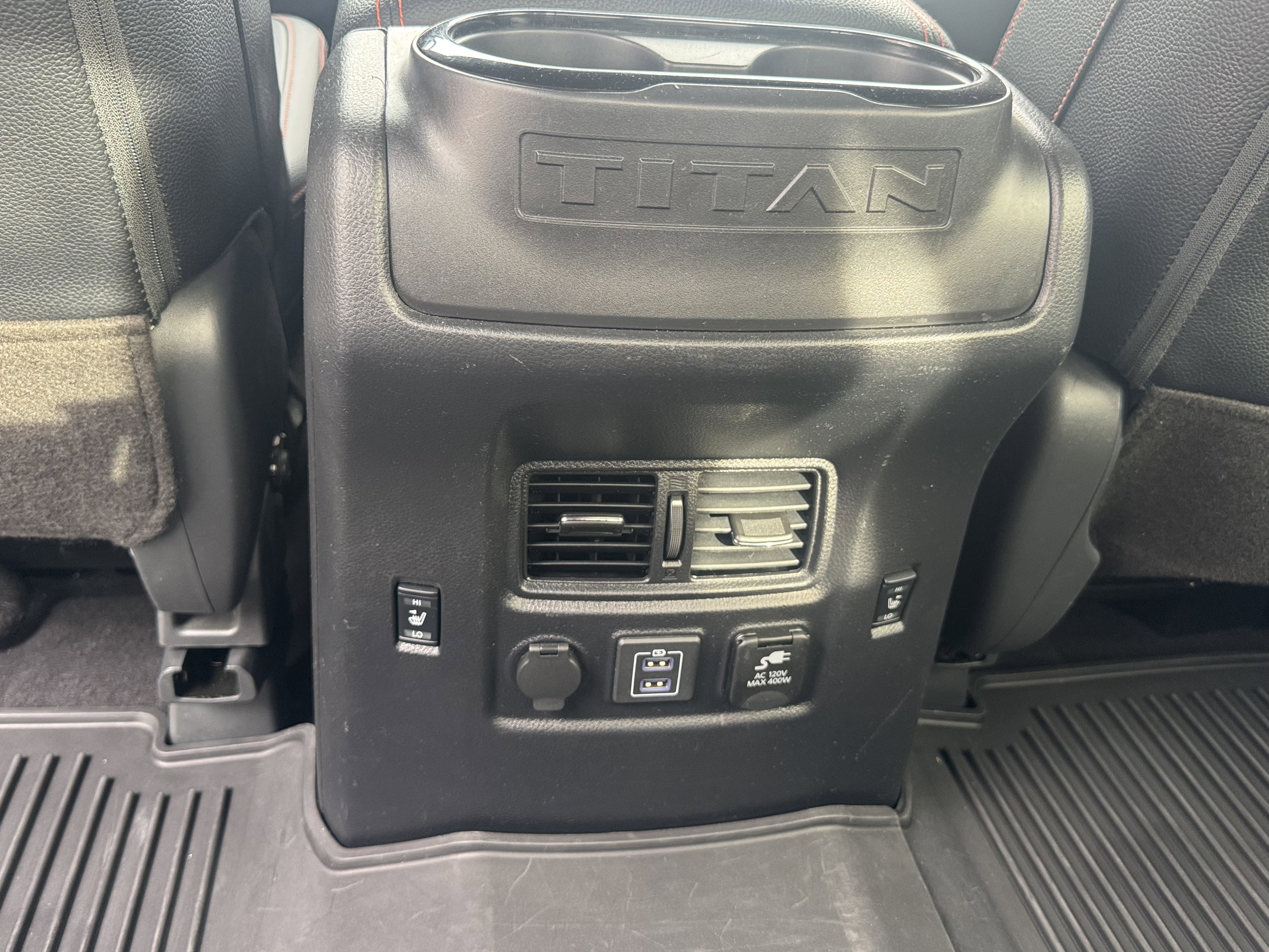 Used 2023 Nissan Titan PRO-4X w/ Pro-4x Convenience Package image 8