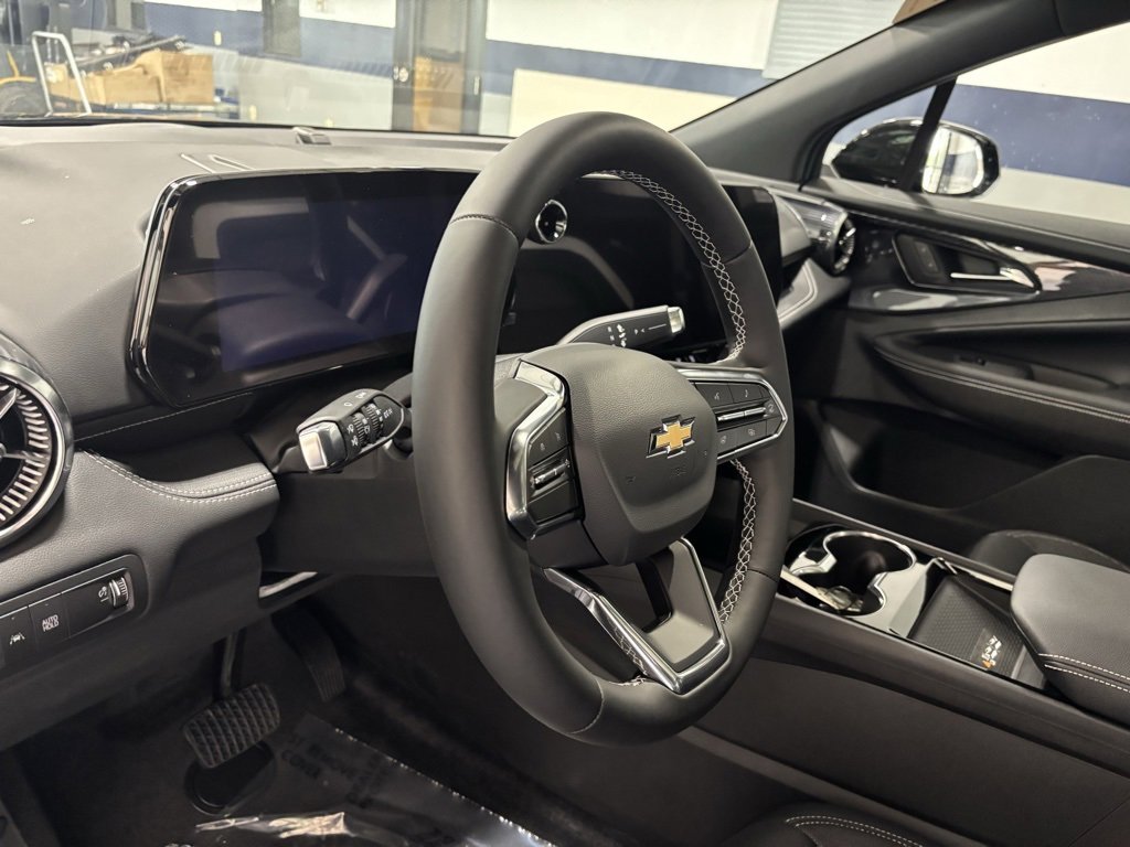 New 2025 Chevrolet Blazer EV LT image 14
