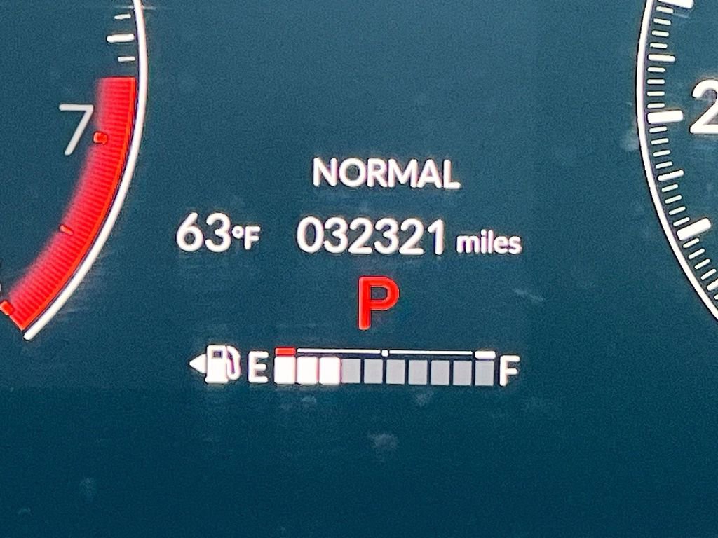 Used 2023 Honda HR-V LX image 12