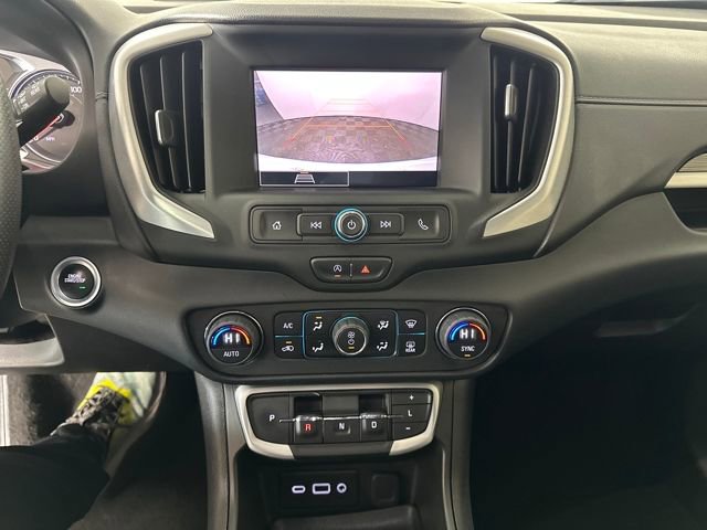 Used 2023 GMC Terrain SLE w/ Driver Convenience Package image 22