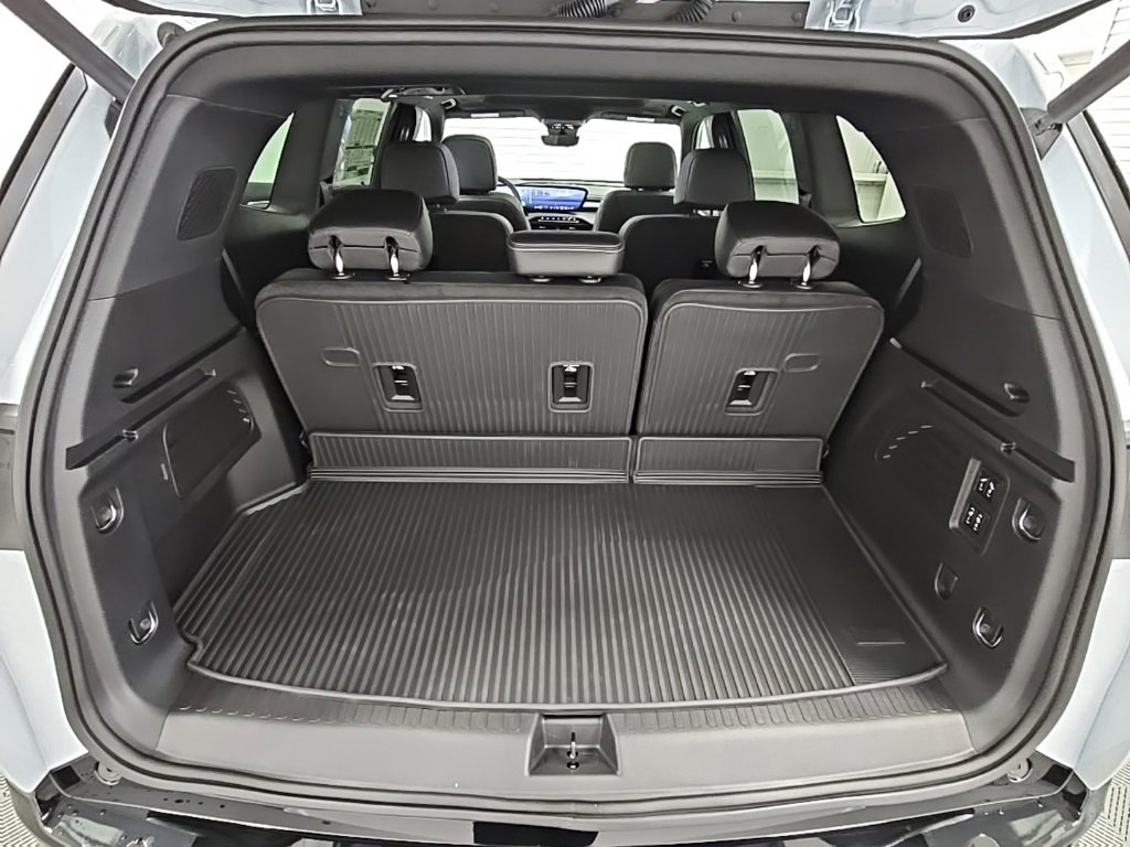 New 2026 Buick Enclave Sport Touring w/ Power Package image 37