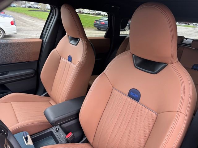 Certified 2025 MINI Cooper Countryman SE image 18