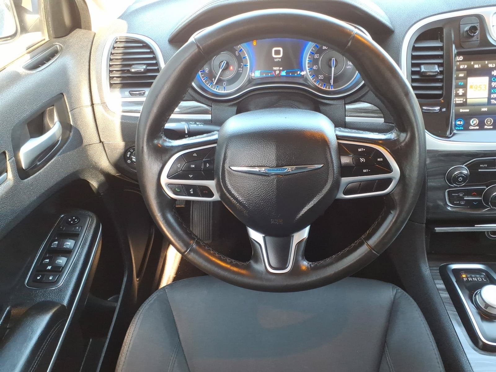 Used 2020 Chrysler 300 Touring w/ Sport Appearance Package RWD image 5