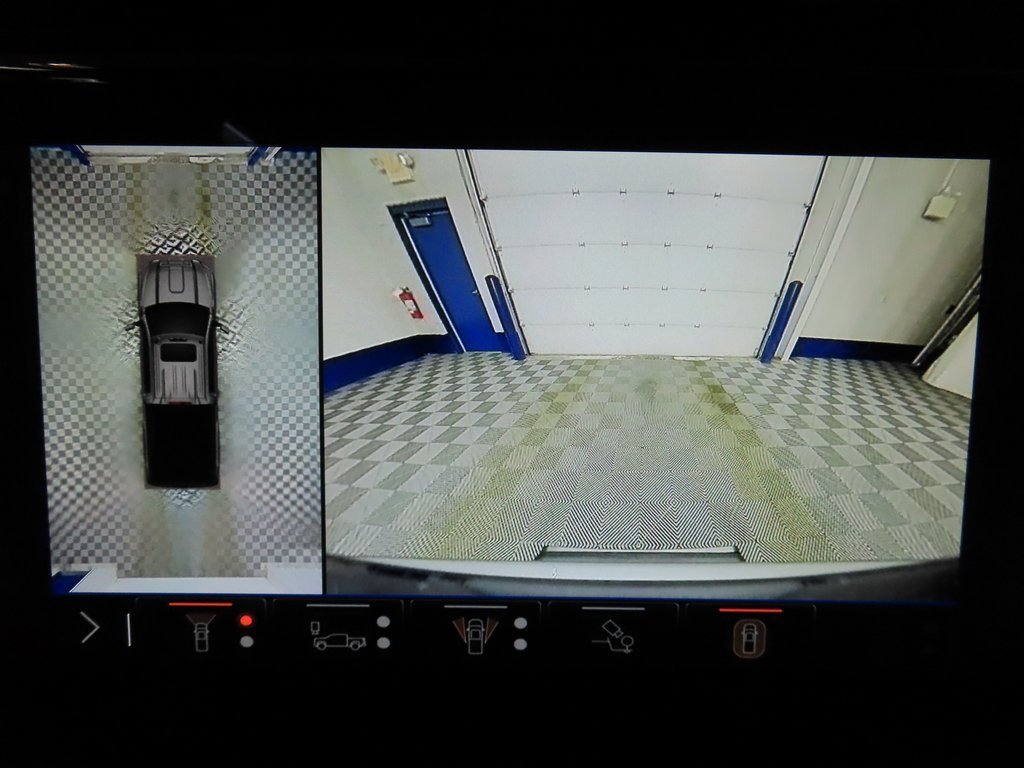 Used 2024 GMC Sierra 3500 Denali Ultimate image 19