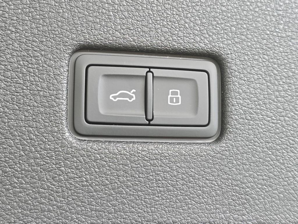 New 2026 Audi RS Q8 performance image 23