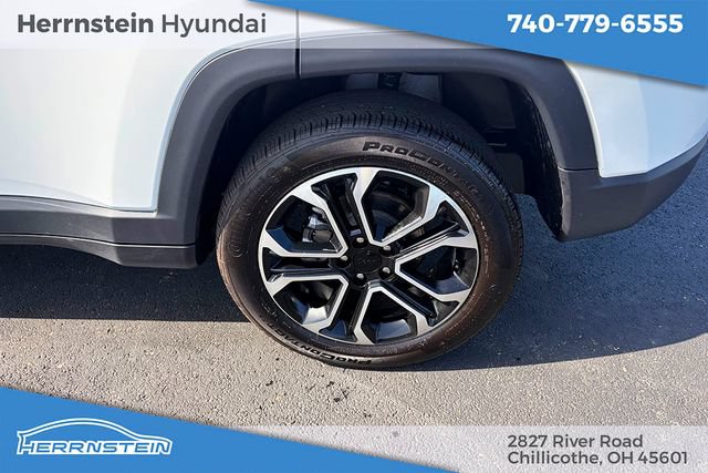 Used 2023 Jeep Compass Limited w/ Sun and Sound Group AWD/4WD image 25