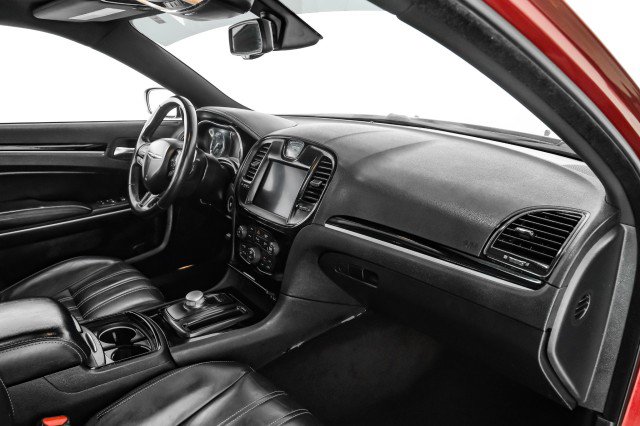 Used 2022 Chrysler 300 S image 10