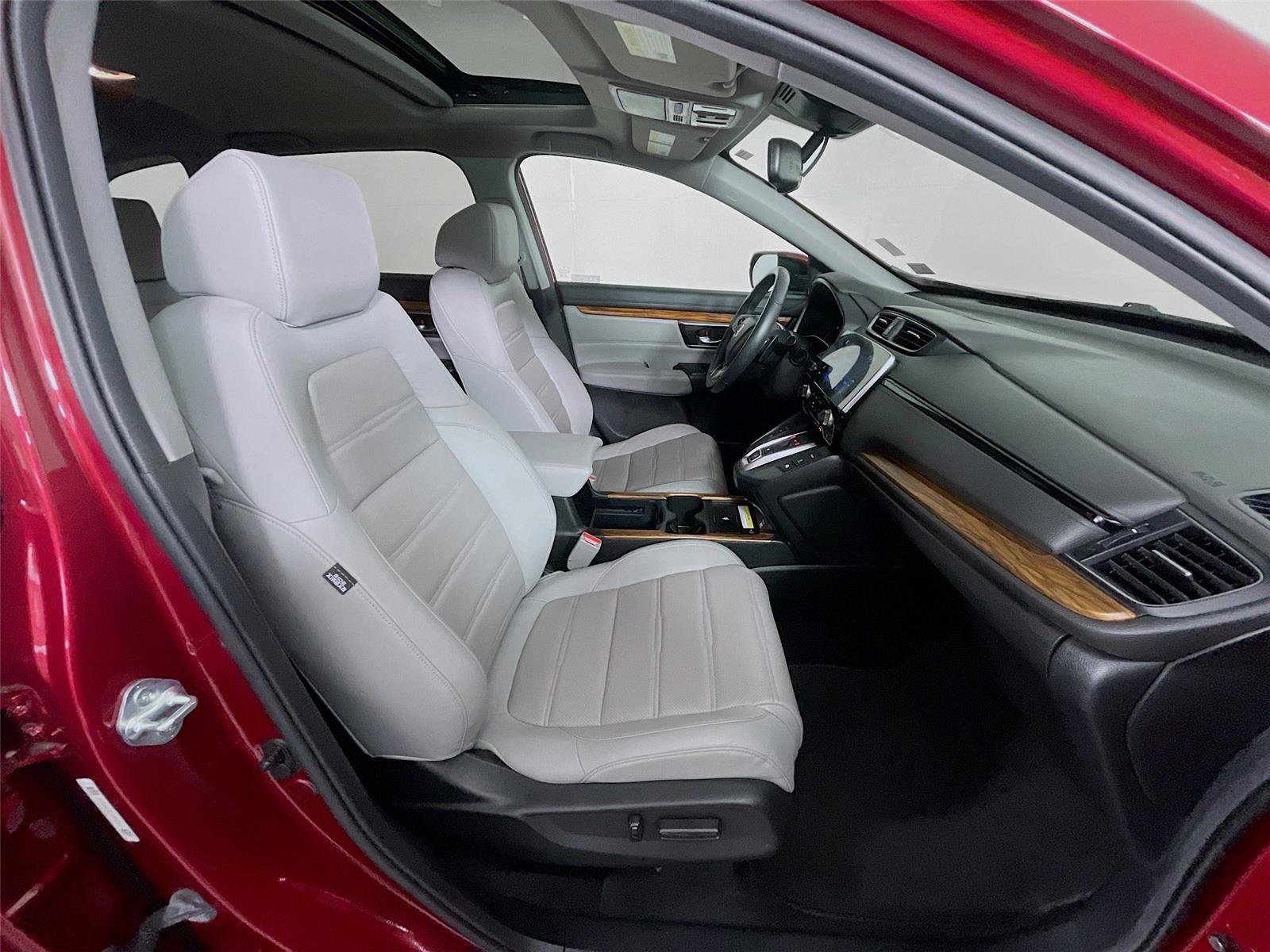 Used 2022 Honda CR-V Touring image 31