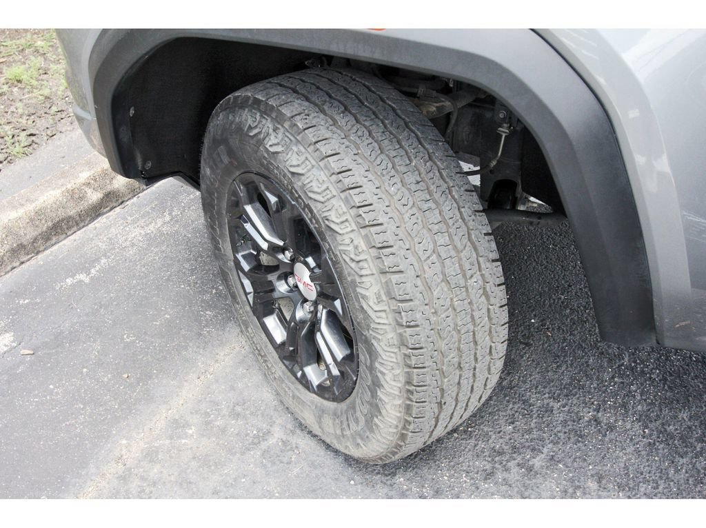 Used 2024 GMC Canyon Elevation w/ Convenience Package RWD image 29