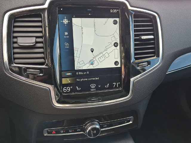 Used 2018 Volvo XC90 T6 Momentum w/ Momentum Plus Package AWD/4WD image 18