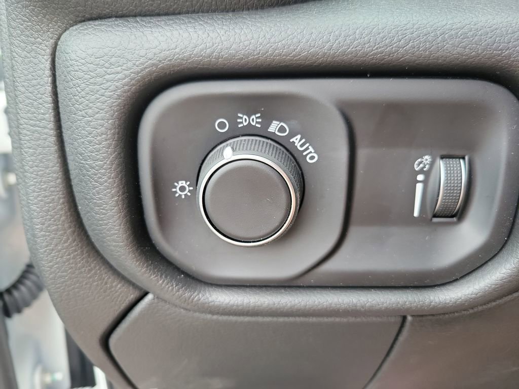 New 2024 RAM 5500 Tradesman image 16