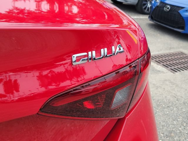 Used 2022 Alfa Romeo Giulia Veloce AWD/4WD image 9