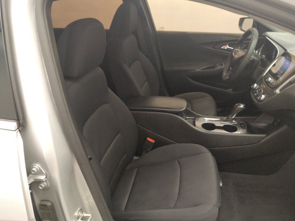 Used 2020 Chevrolet Malibu LS FWD image 21