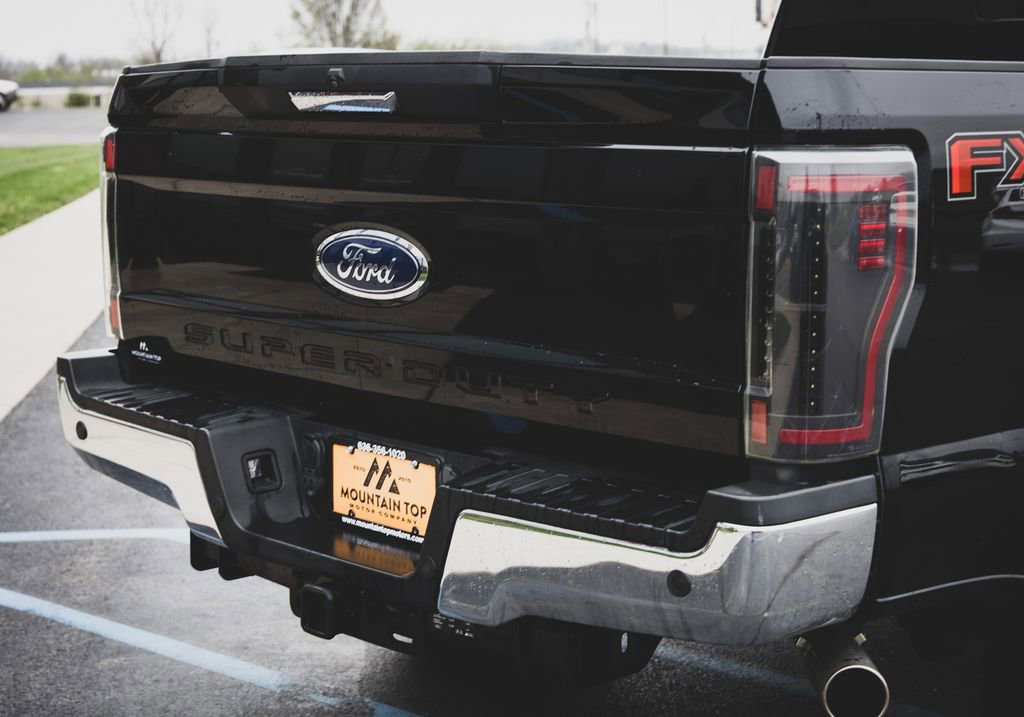 Used 2019 Ford F250 XLT w/ XLT Premium Package image 13