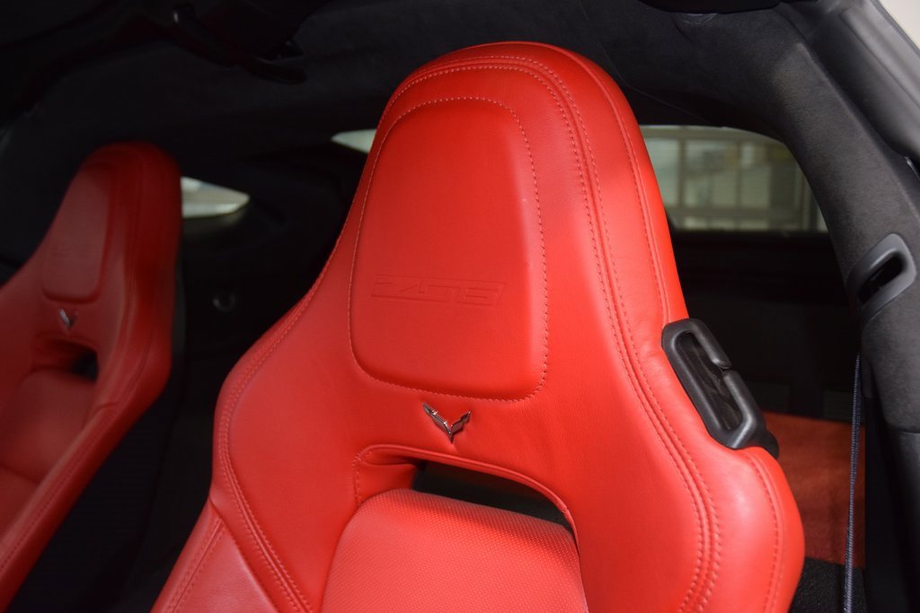 Used 2015 Chevrolet Corvette Z06 w/ 3LZ Preferred Equipment Group image 51