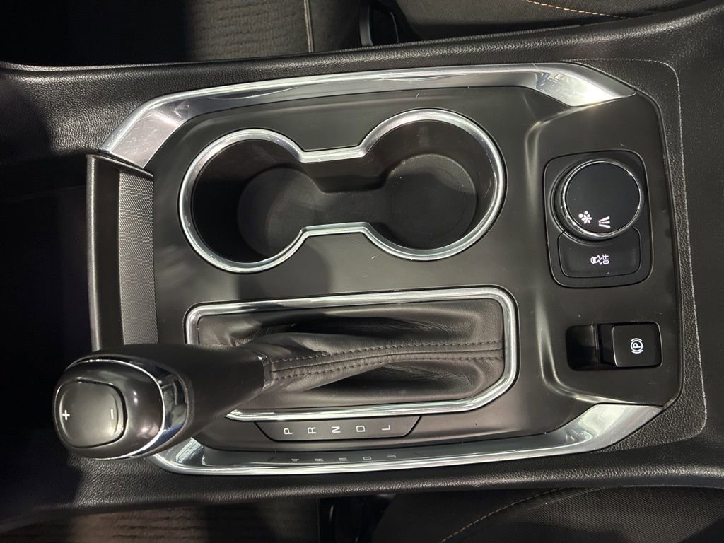 Used 2020 Chevrolet Traverse LS image 18