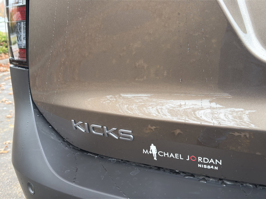 New 2026 Nissan Kicks SR w/ SR Premium Package image 14