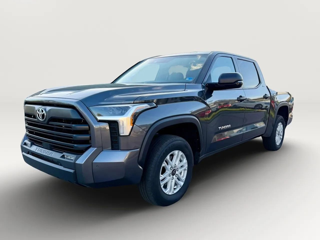 Used 2025 Toyota Tundra SR5 w/ SR5 Convenience Package image 3