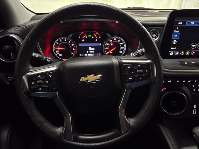 Used 2025 Chevrolet Blazer LT FWD image 54