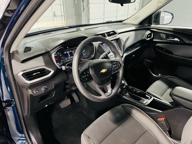 Used 2021 Chevrolet TrailBlazer LS image 19