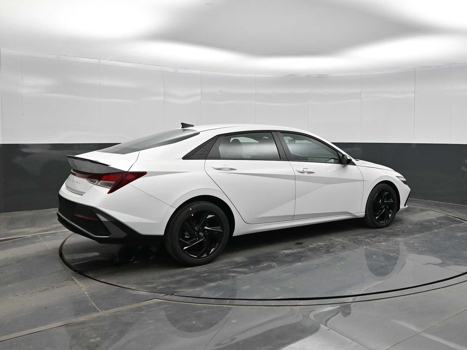 New 2026 Hyundai Elantra Sport w/ Cargo Package image 8