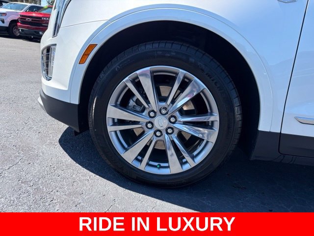 Used 2024 Cadillac XT5 Premium Luxury FWD image 9