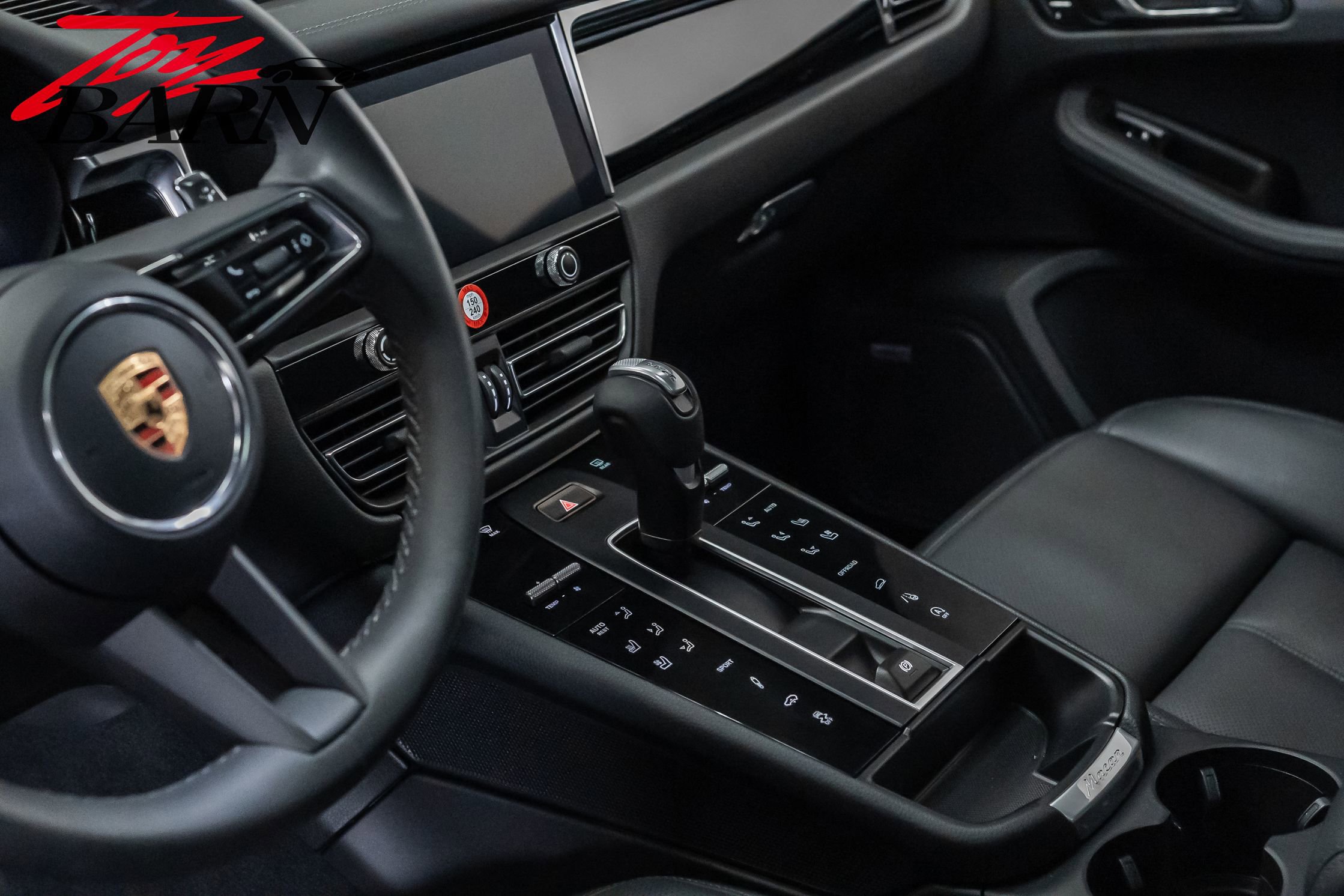 Used 2022 Porsche Macan S image 26