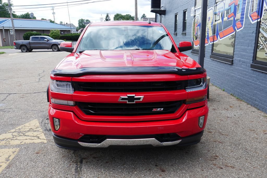 Used 2018 Chevrolet Silverado 1500 LT w/ All Star Edition AWD/4WD image 15